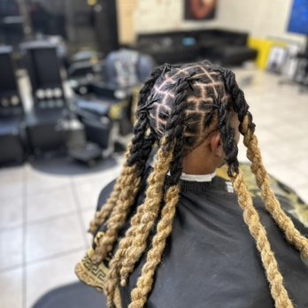 Two-tone locs with blonde tips